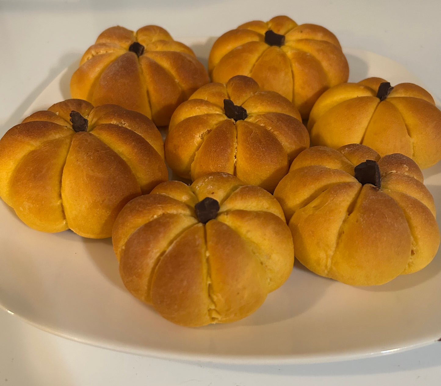 🎃 Soft Buttery Pumpkin Buns (1lb)